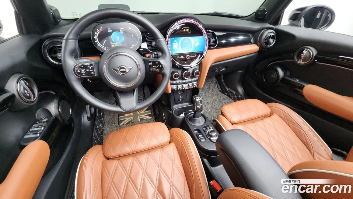 Mini Cooper Convertible 2022 из KR, фото 9