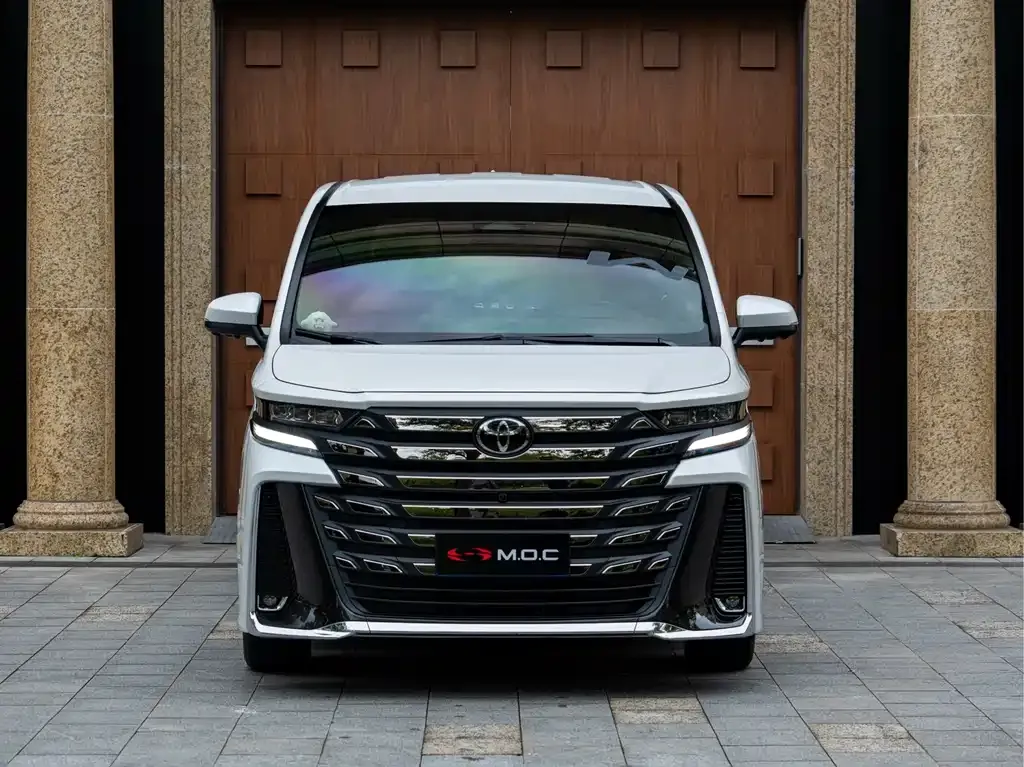 Toyota Vellfire — фото 3