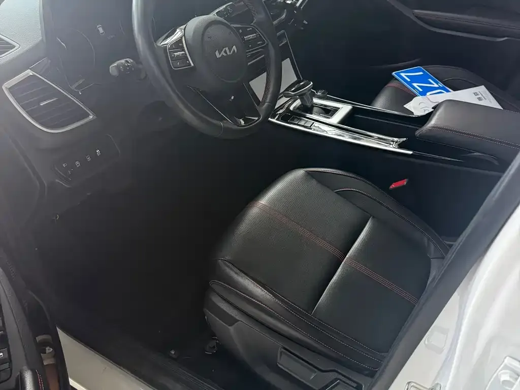 Kia KX3 2021 из CN, фото 10