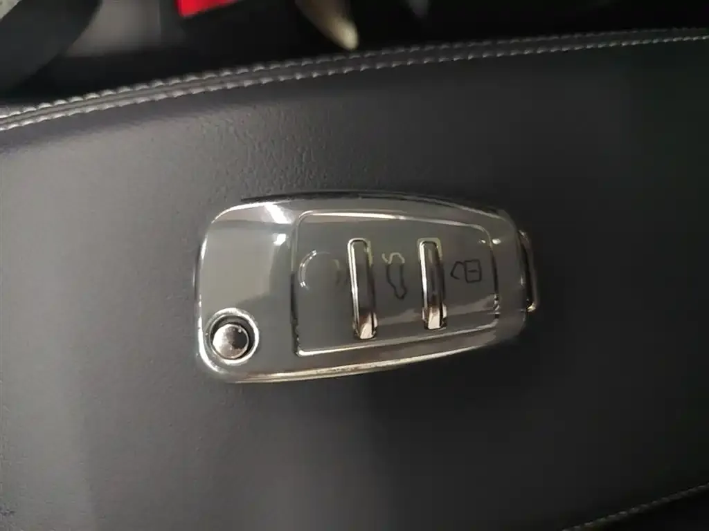 Audi Q3 2021 из CN, фото 3