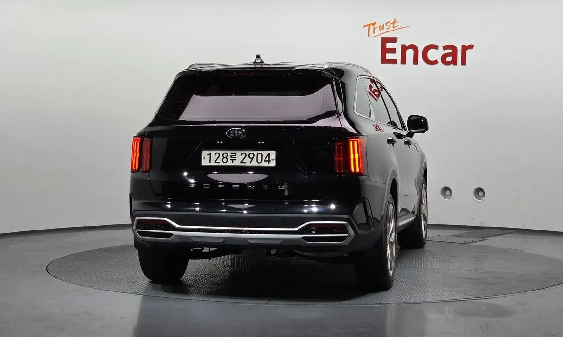 Kia Sorento — фото 3