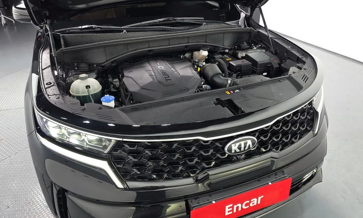 Kia Sorento — фото 8