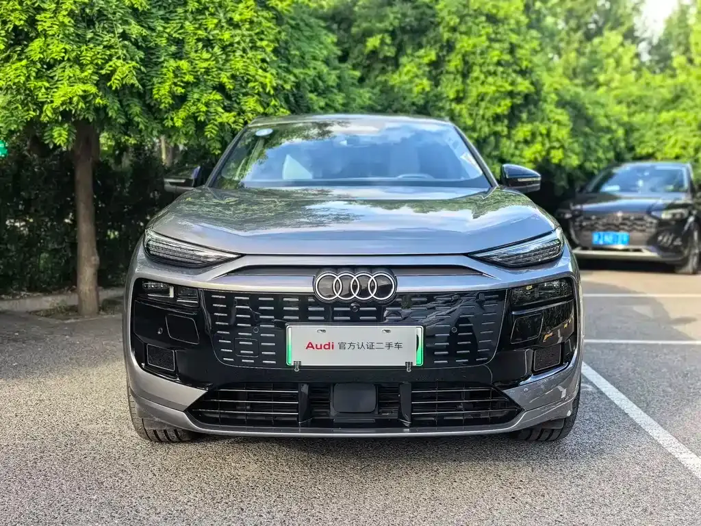 Audi Q6L e-tron — фото 6