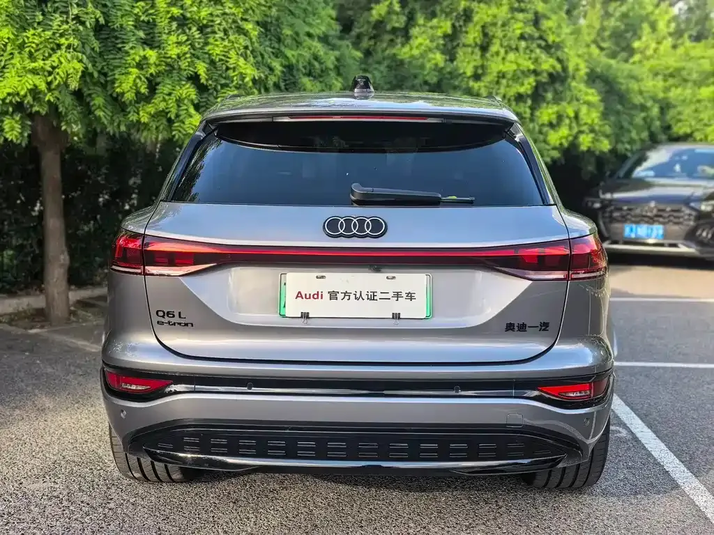 Audi Q6L e-tron — фото 4