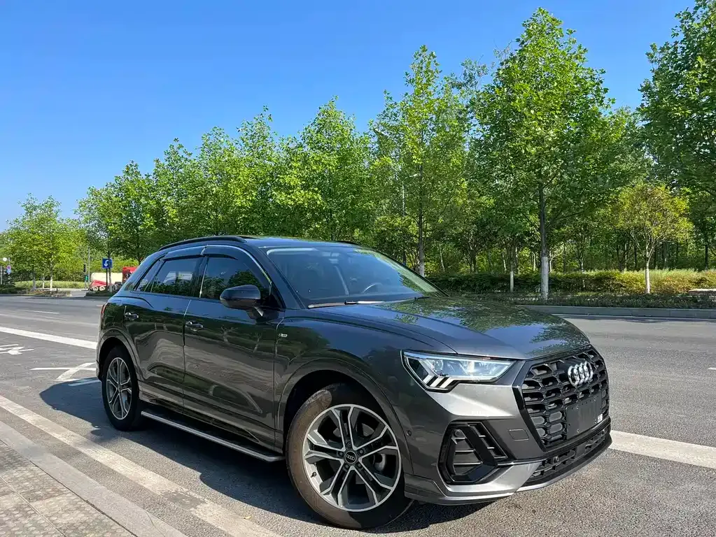 Audi Q3 — фото 10