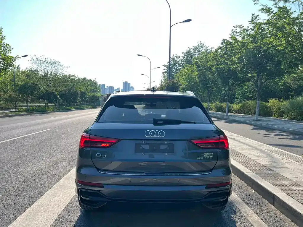 Audi Q3 — фото 6