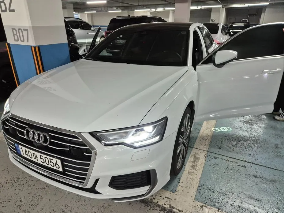 Audi A6 — фото 1