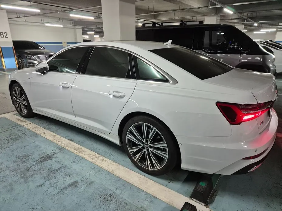 Audi A6 — фото 6