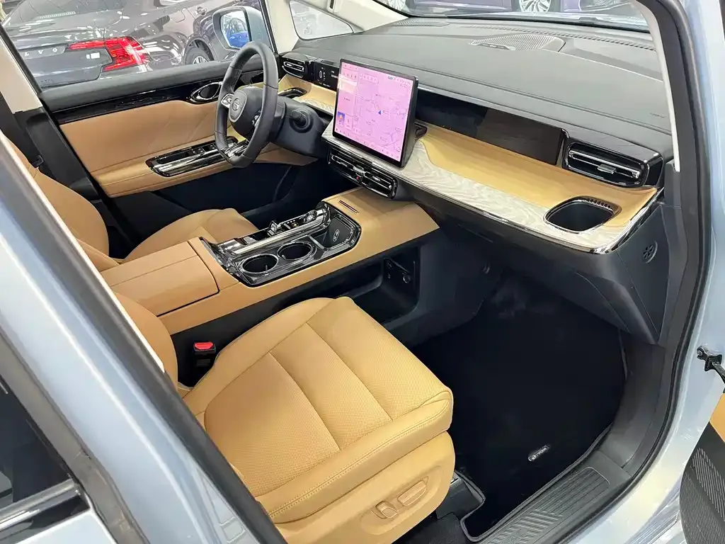 GAC Motor E8 Hybrid 2024 из CN, фото 7