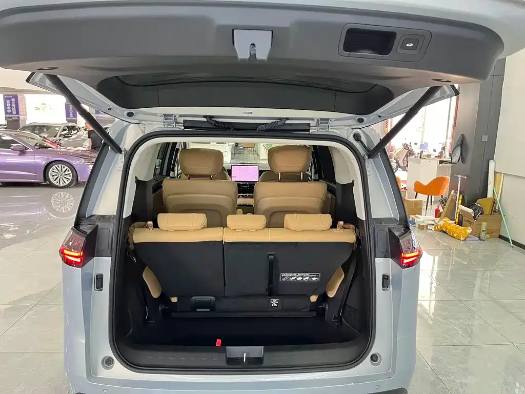 GAC Motor E8 Hybrid 2024 из CN, фото 10