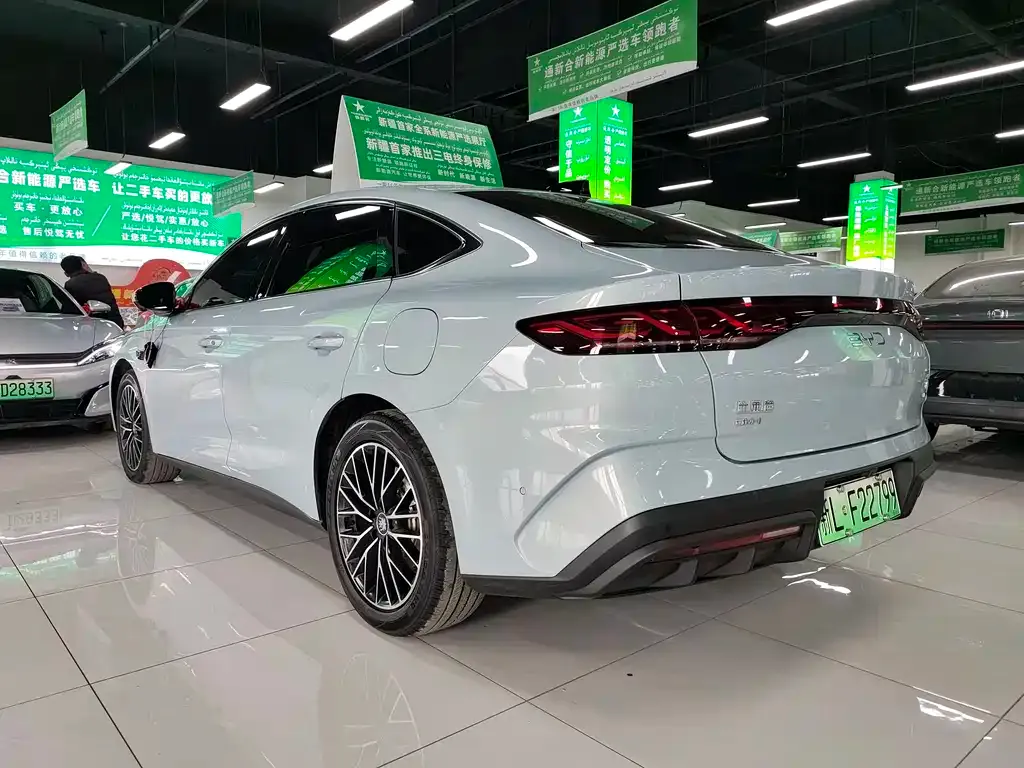 BYD Qin L — фото 5