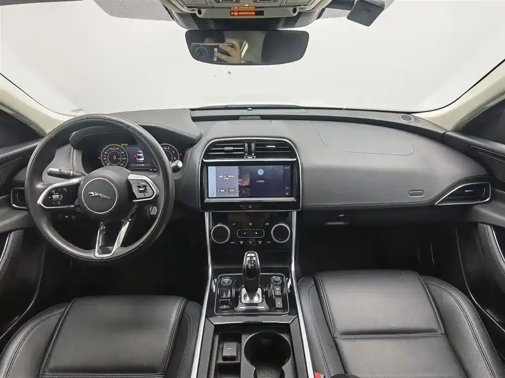 Jaguar XEL 2022 из CN, фото 9