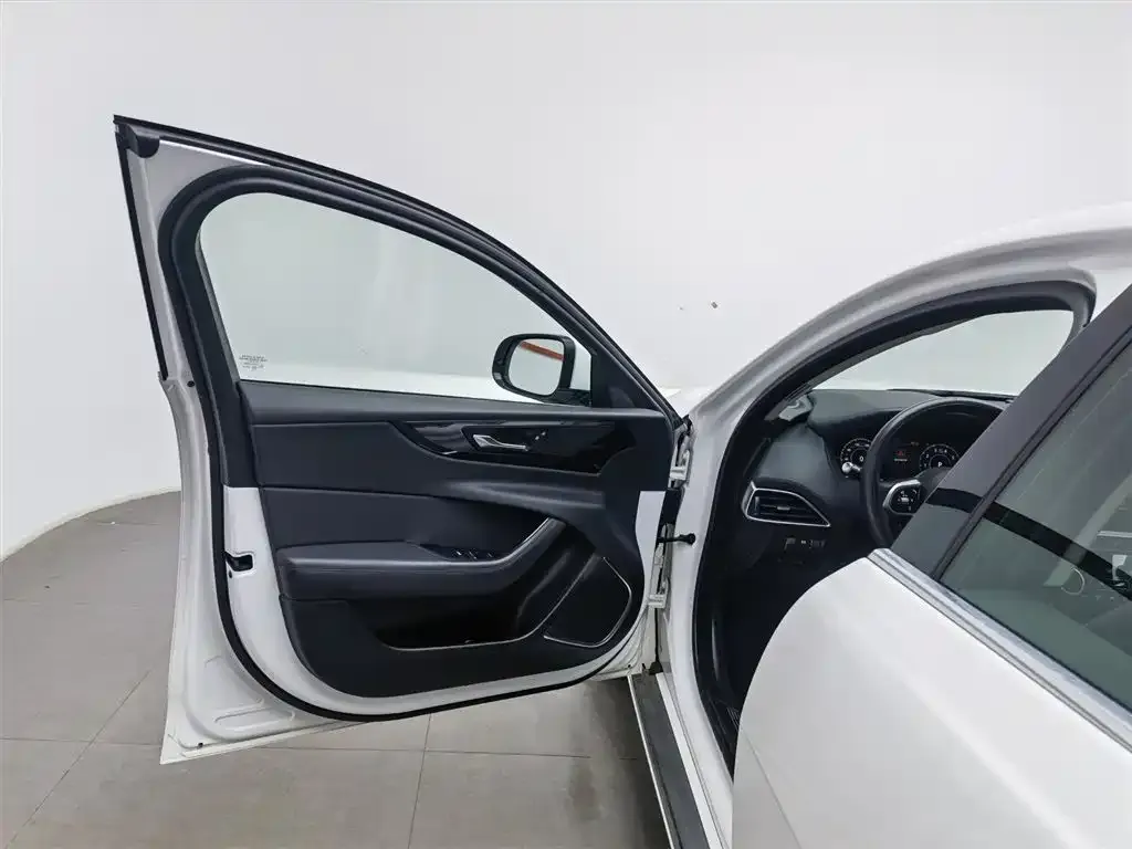 Jaguar XEL 2022 из CN, фото 4
