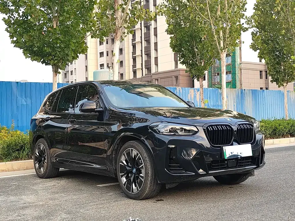 BMW iX3 2024 из CN, фото 8