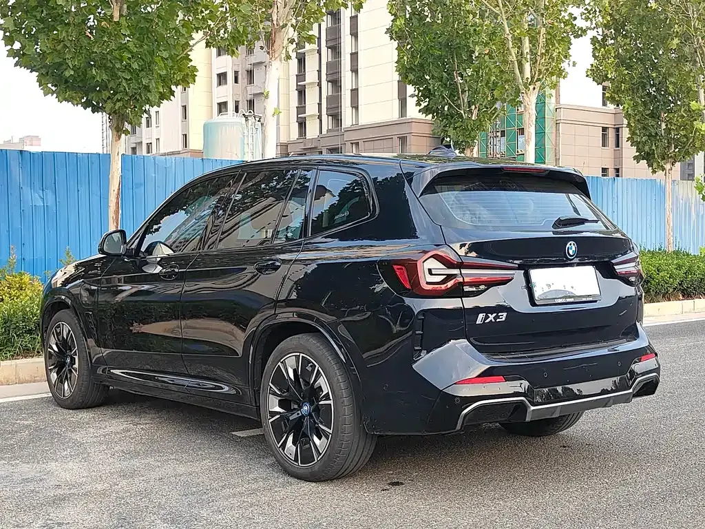 BMW iX3 2024 из CN, фото 6
