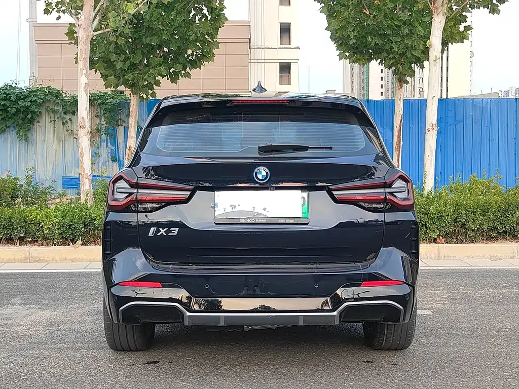 BMW iX3 2024 из CN, фото 5