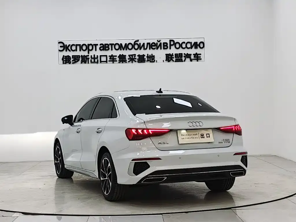 Audi A3 — фото 3