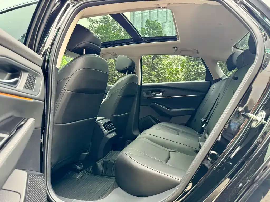 Honda Accord — фото 4
