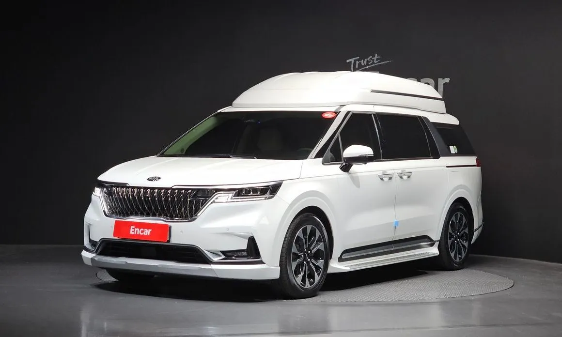 Kia Carnival — фото 1