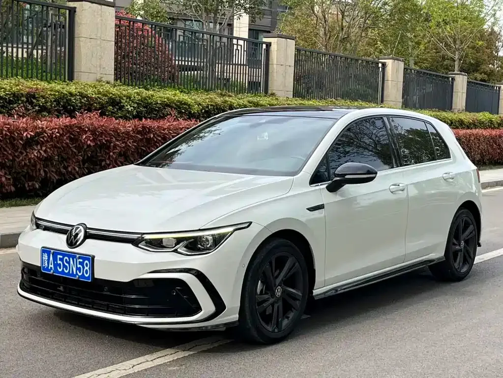 Volkswagen Golf 2021 из CN, фото 1