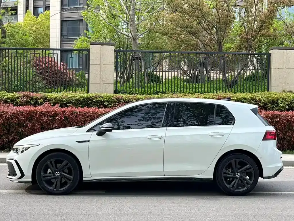 Volkswagen Golf 2021 из CN, фото 9