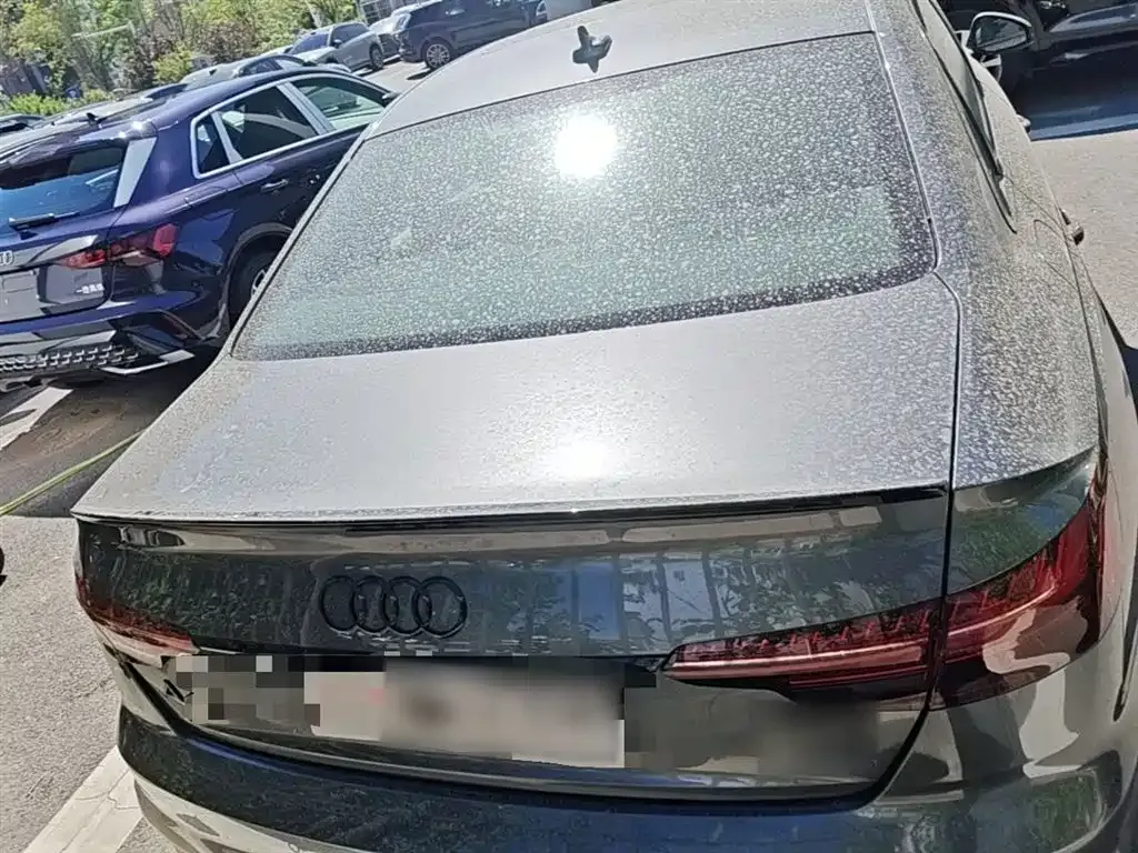 Audi A4L 2024 из CN, фото 7