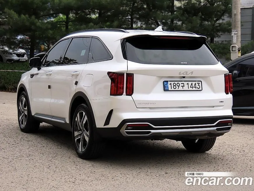Kia Sorento — фото 9