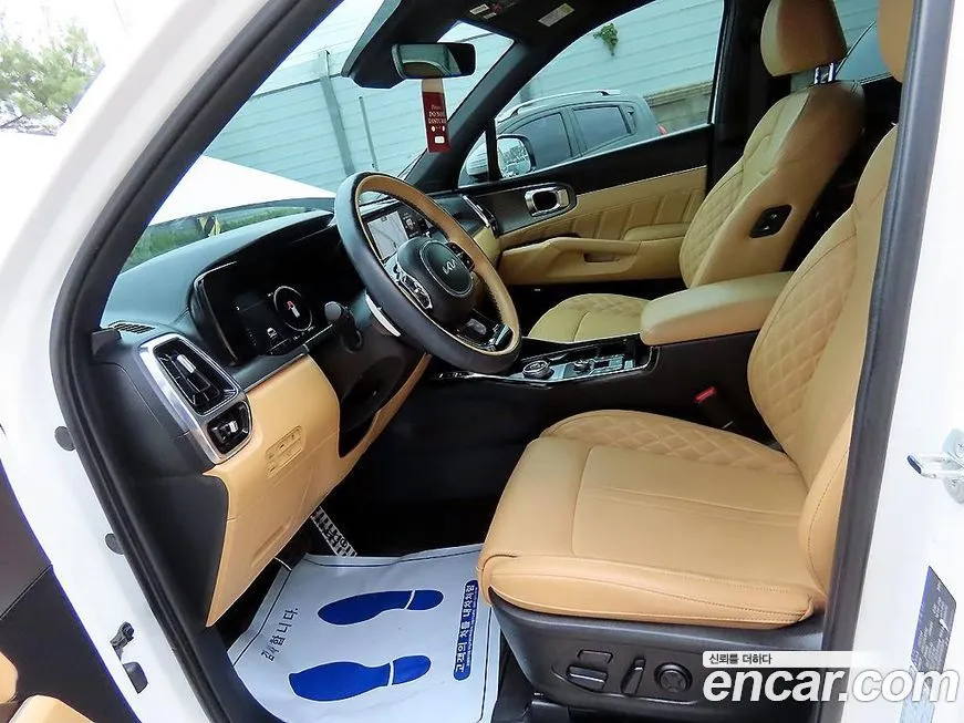 Kia Sorento — фото 10
