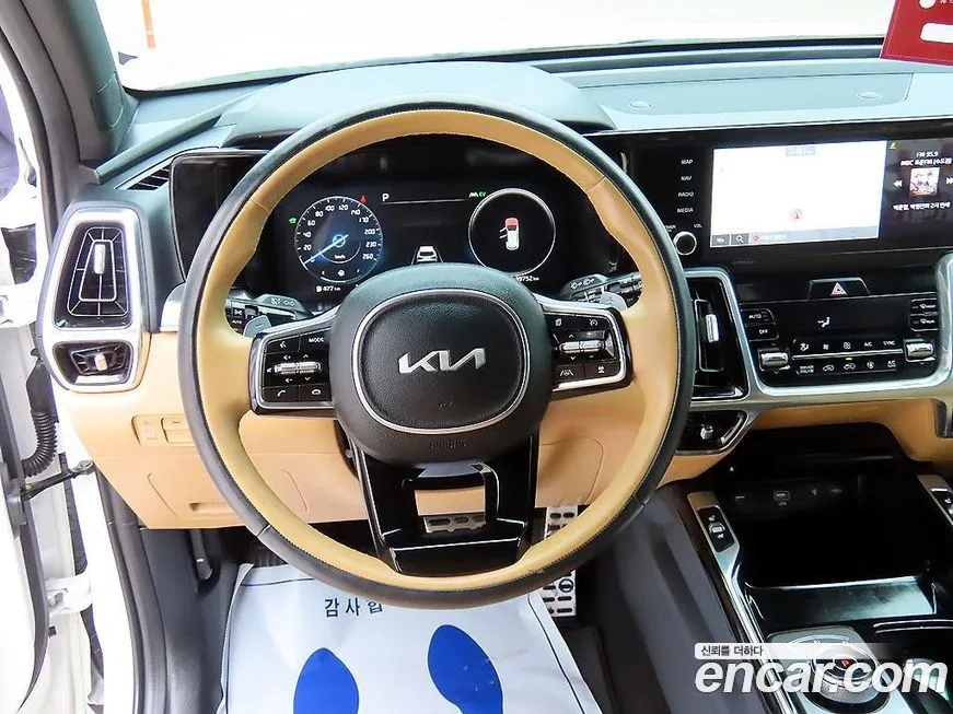 Kia Sorento — фото 5