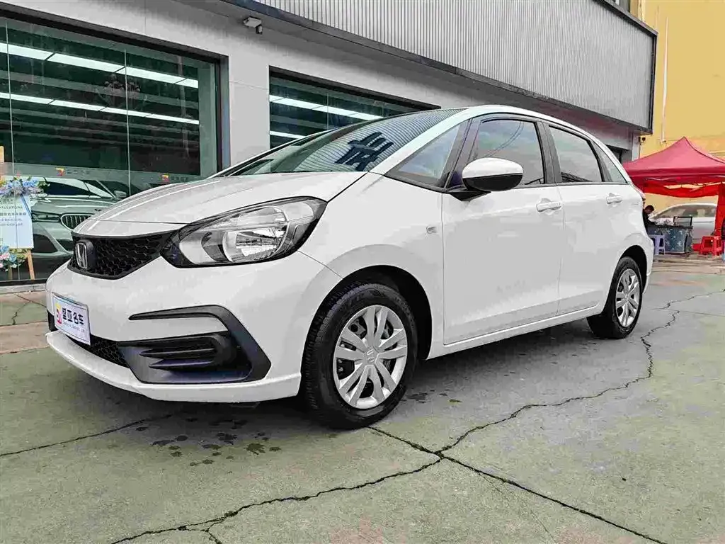 Honda Fit — фото 4