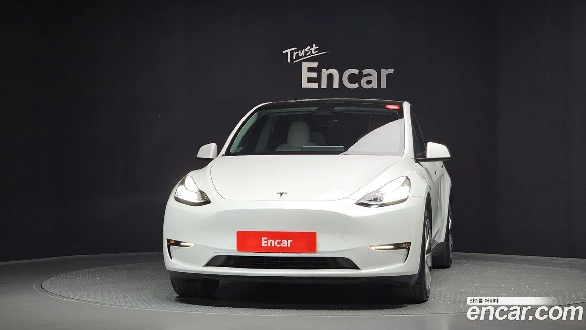 Tesla Model Y — фото 7