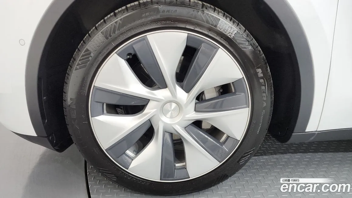Tesla Model Y 2021 из KR, фото 5