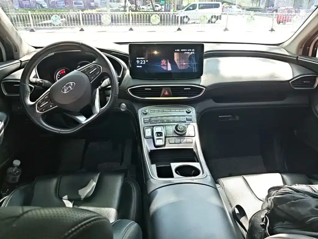 Hyundai Santa Fe 2023 из CN, фото 8