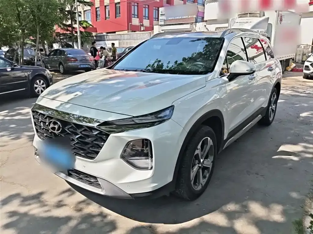 Hyundai Santa Fe 2023 из CN, фото 10