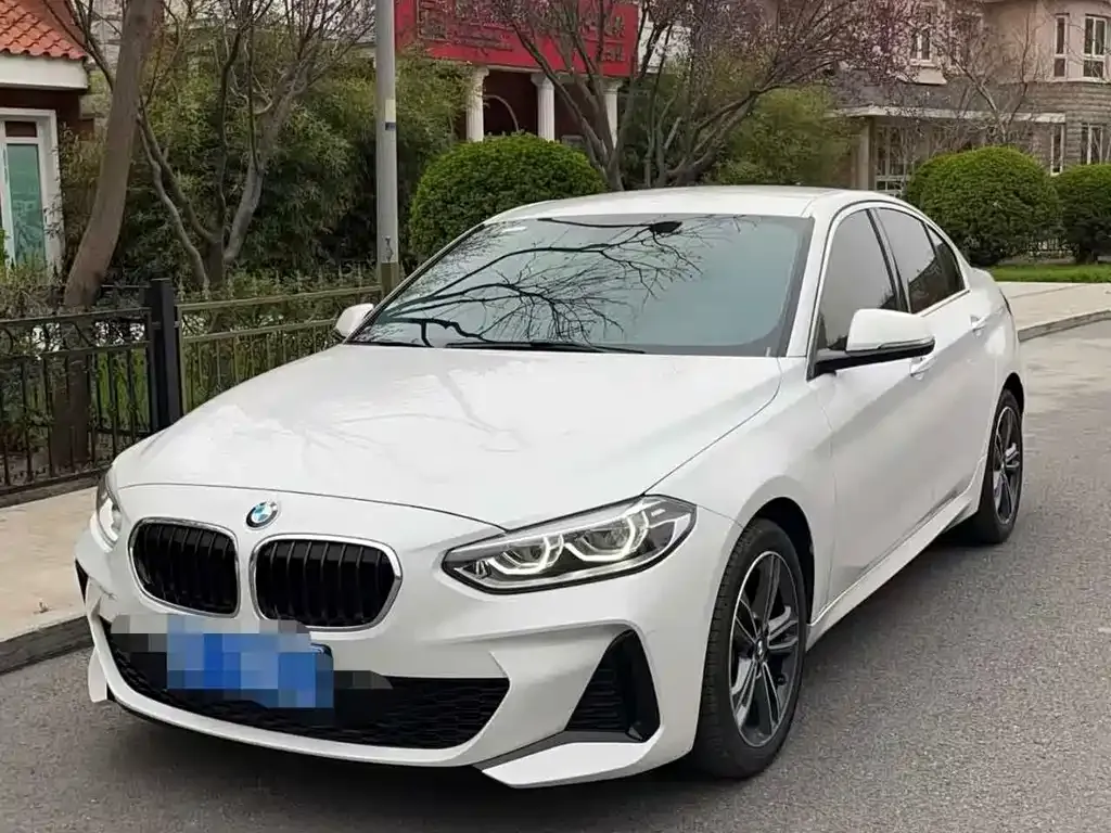 BMW 1 Series — фото 1