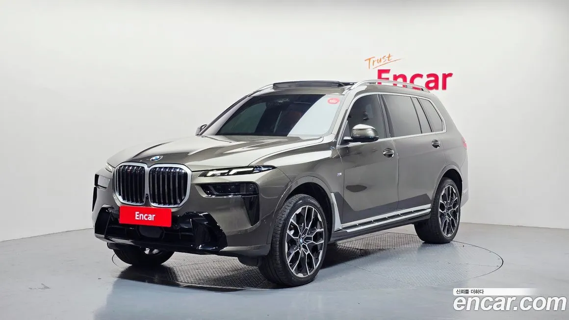 BMW X7 — фото 1