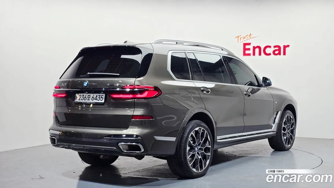 BMW X7 — фото 5
