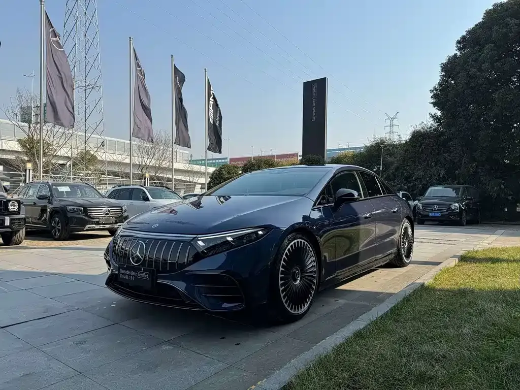 Mercedes-Benz EQS AMG