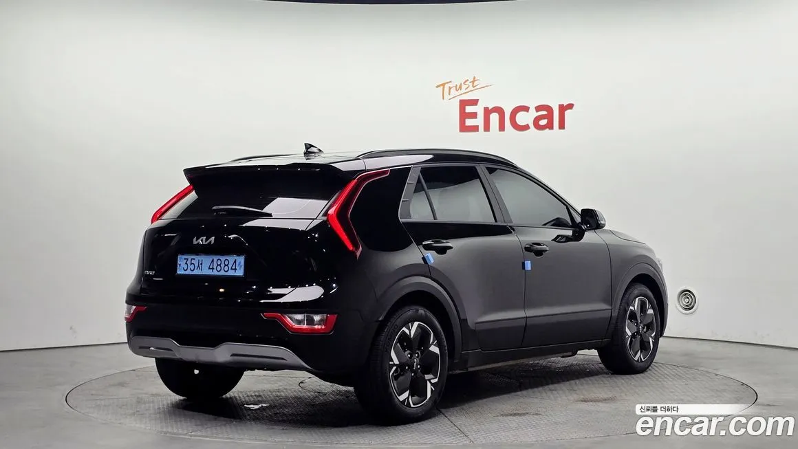 Kia Niro 2024 из KR, фото 2