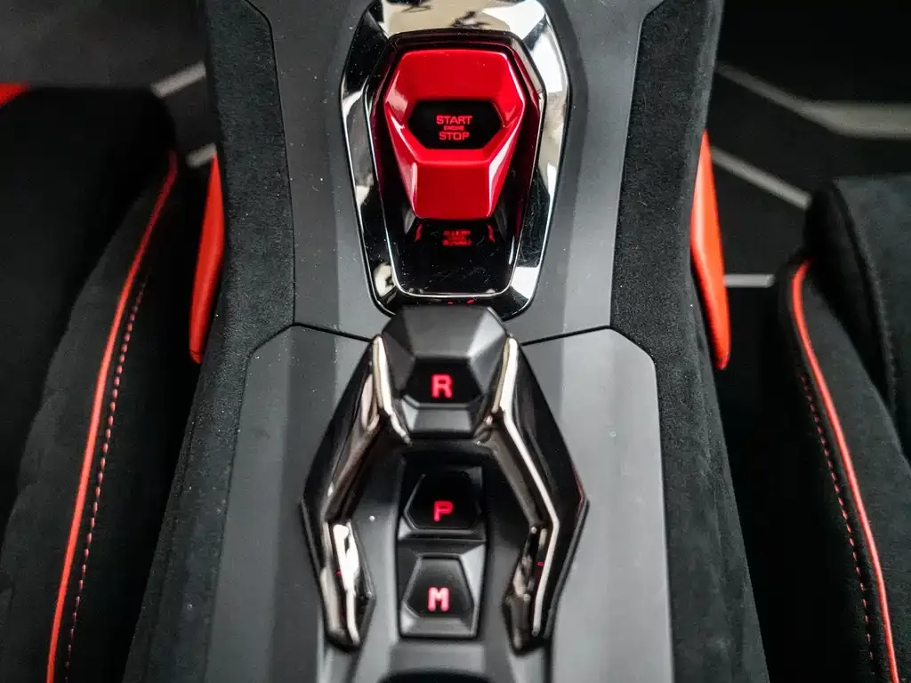Lamborghini Huracan — фото 9