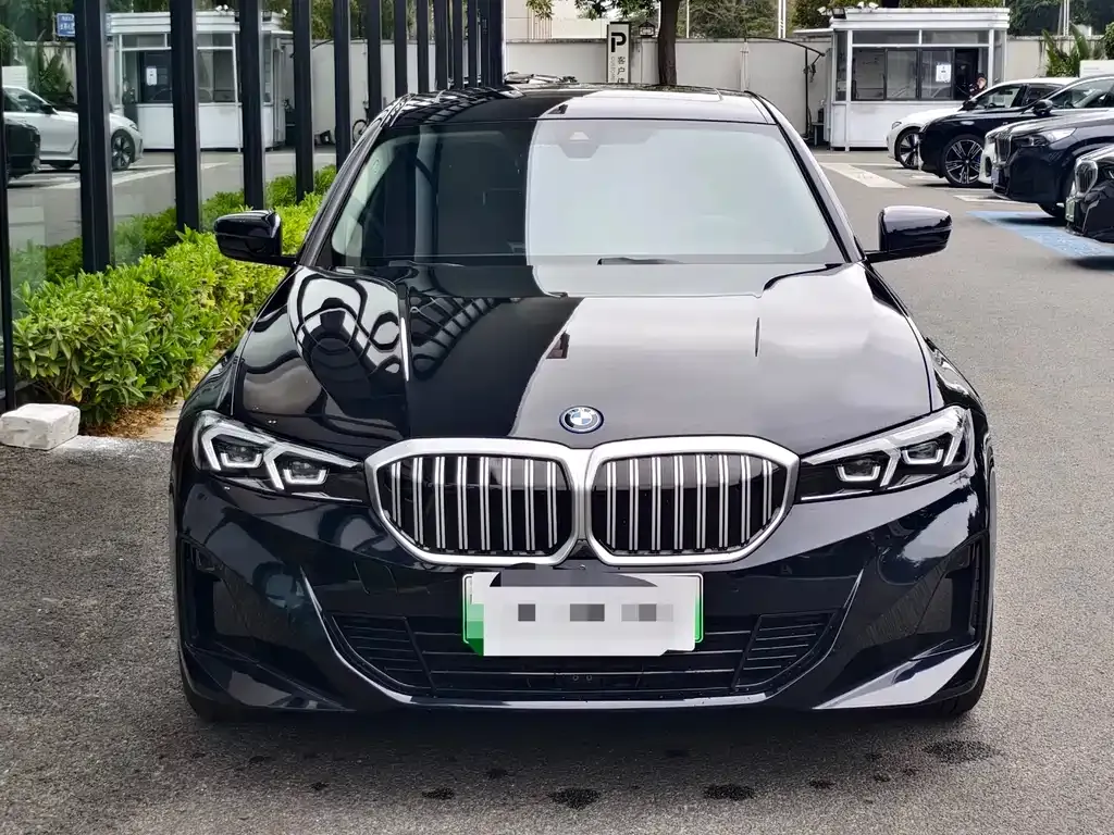BMW i3 — фото 8