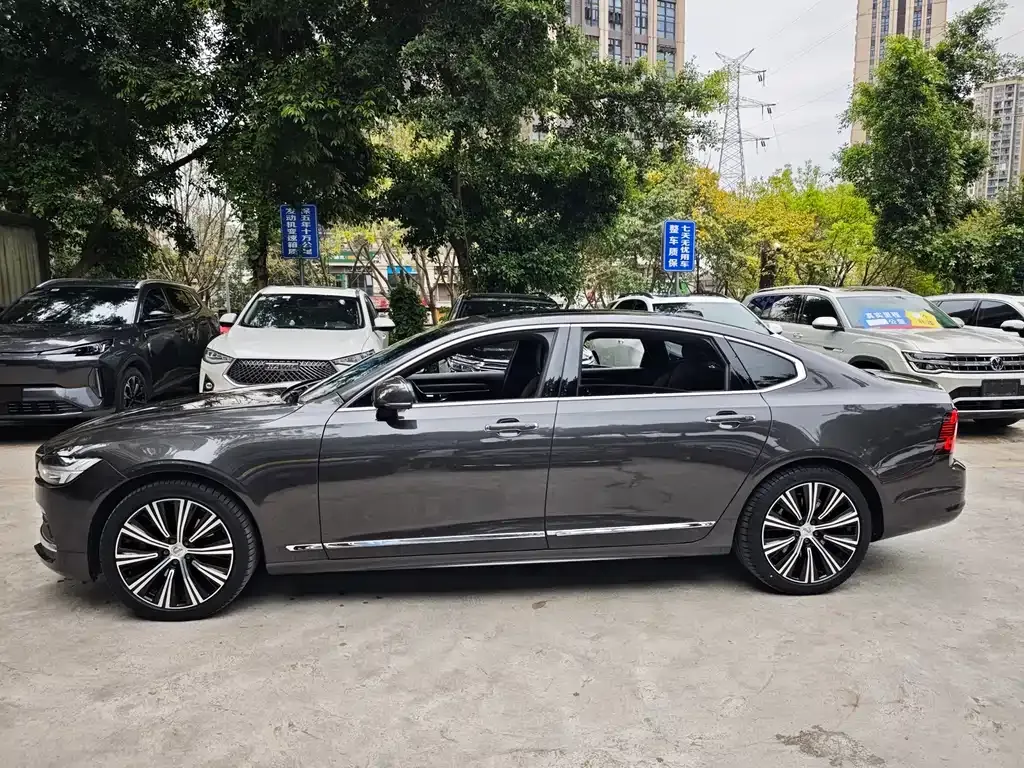Volvo S90 — фото 10