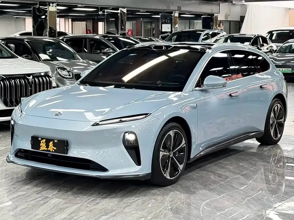 NIO ET5T