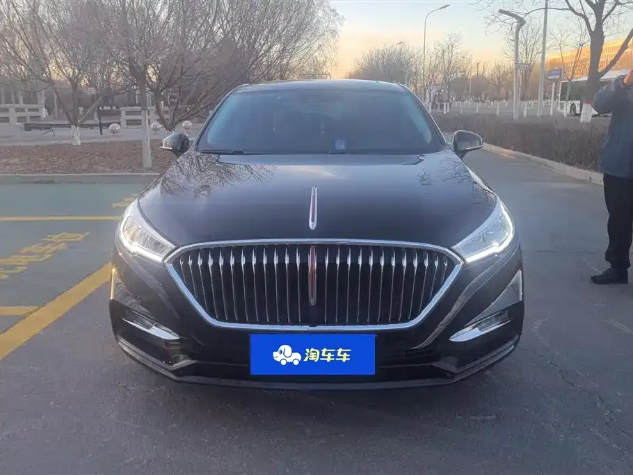 Hongqi H5 — фото 6