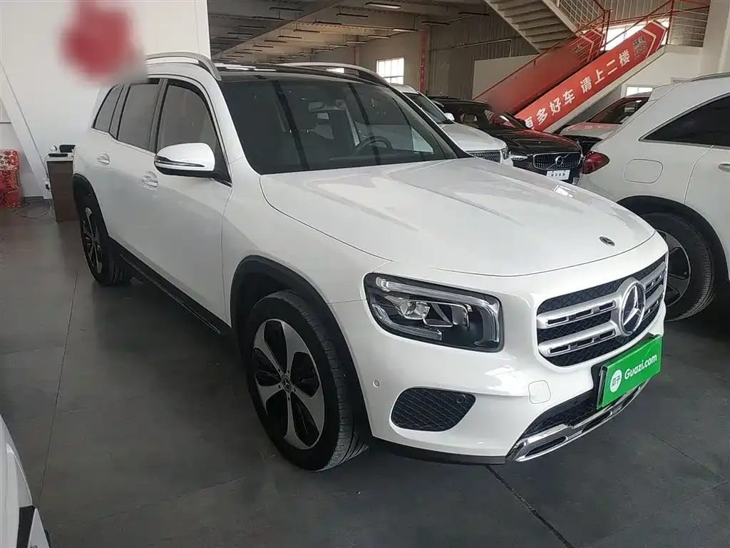 Mercedes-Benz GLB — фото 2