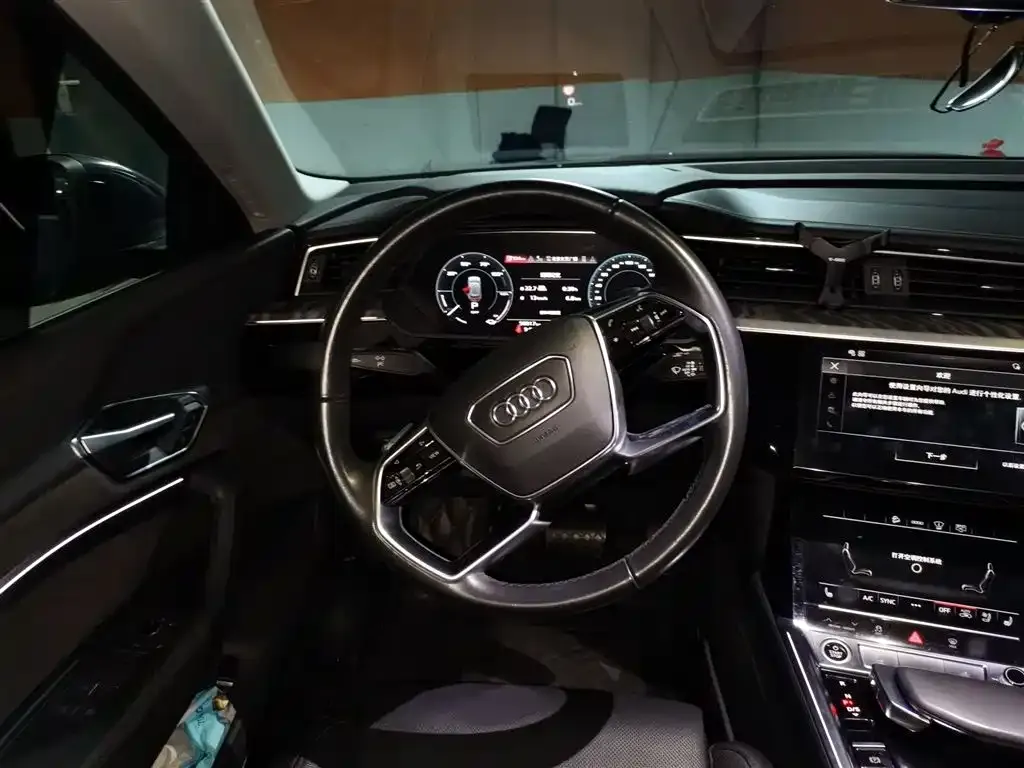 Audi e-tron (Import) 2022 из CN, фото 7
