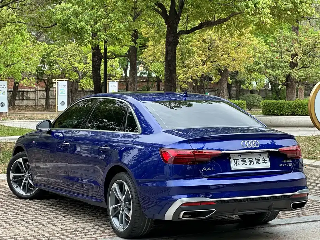 Audi A4L — фото 7