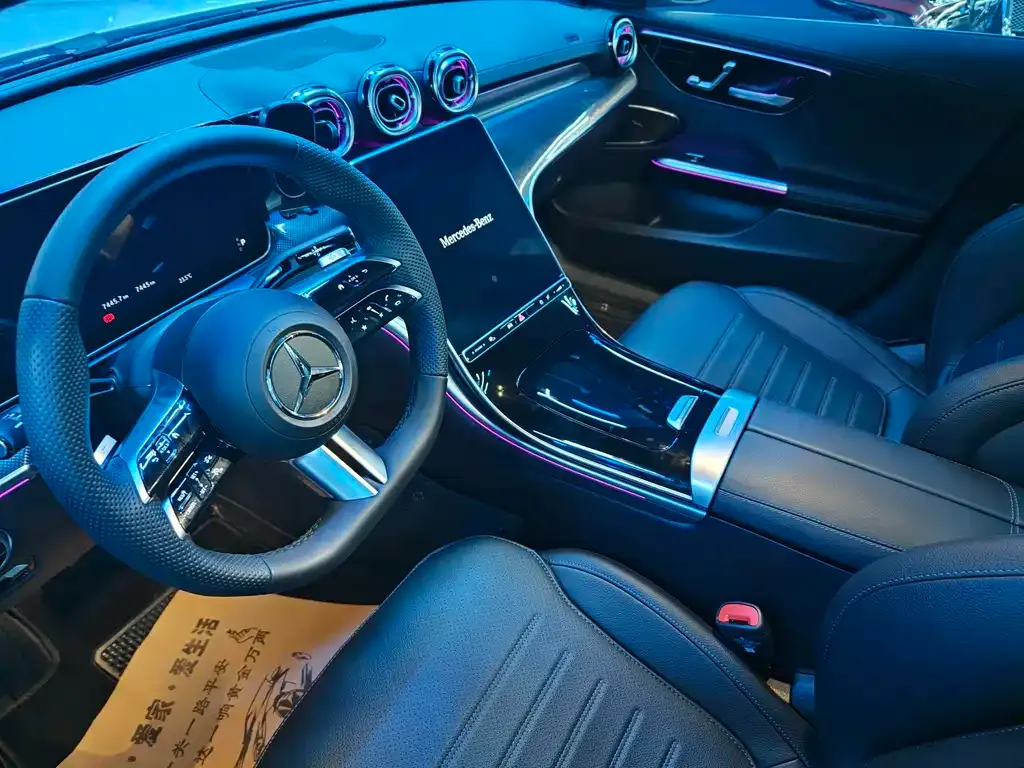 Mercedes-Benz C-Class — фото 6