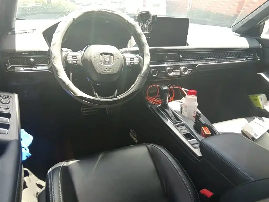 Honda Civic — фото 10