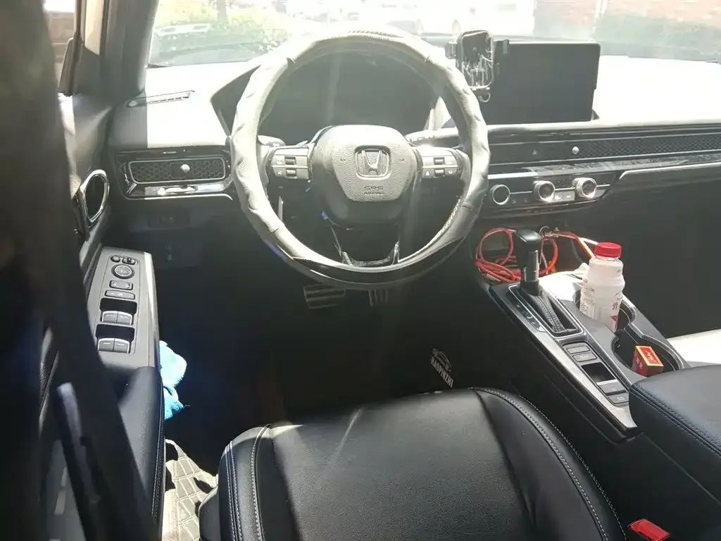 Honda Civic — фото 8